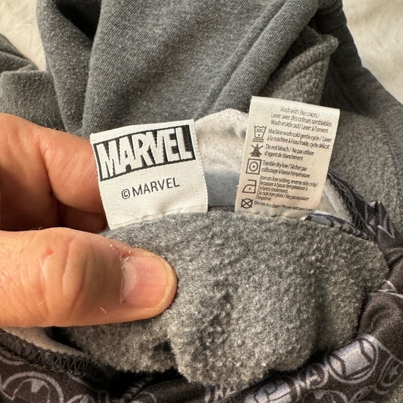 Marvel Avengers Gray Graphic Design Pullover Fleece Face Mask Hoodie‎ Small - Picture 9 of 14